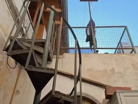 Venta. PH 3 ambientes. Terraza. Griveo 3200.