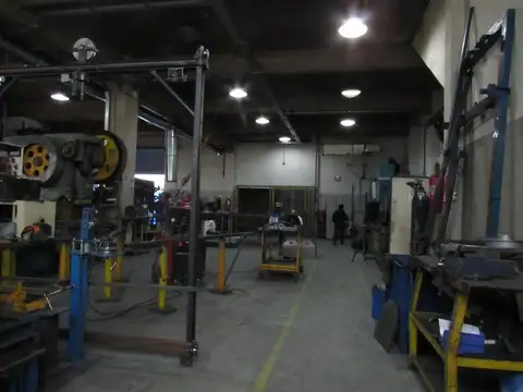 Galpon en Venta en Caseros, USD 550.000