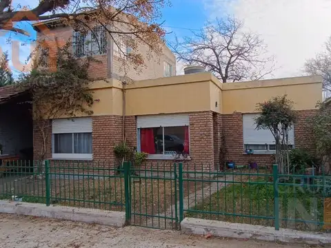 Casa 3 dorm General Roca