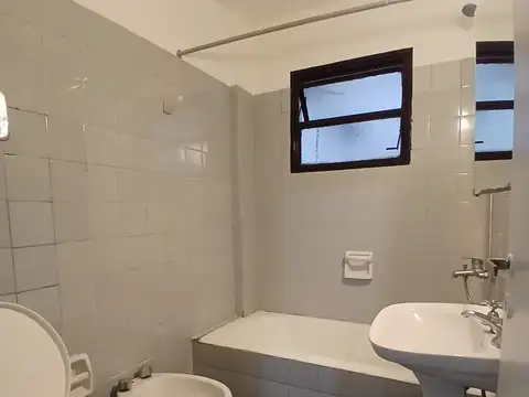 General Lucio Norberto Mansilla 3800, Piso 1