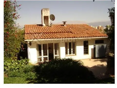 Avenida Uruguay 800 - Salta - Salta