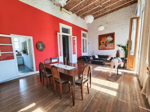 Depto Tipo Casa en Venta de 5 ambientes