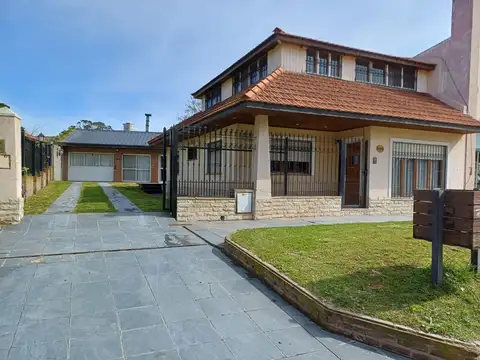CASA EN VENTA VILLA GESELL