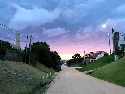 Casa en Alquiler Temporal con 1 cochera