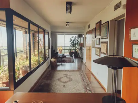 Departamento 9 ambientes con 4 baños