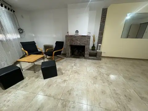 Casa en Venta en Castelar, USD 140.000