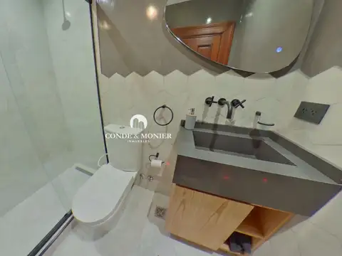 Depto Tipo Casa en Venta 80 años