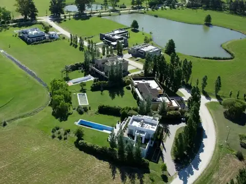 Terreno en Venta de 2692,0 m2