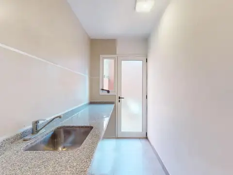 Oficina en Venta en Terminal de Omnibus, USD 240.000