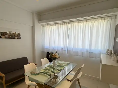 Venta Departamento 1 ambiente desplazado. Zona Centro