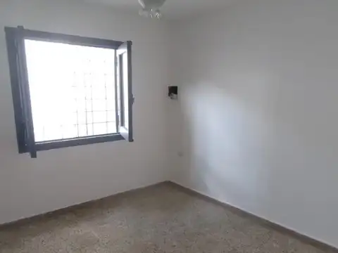 DPTO 1 DORMITORIO NO PAGA EXPENSAS B° GENERAL BUSTOS