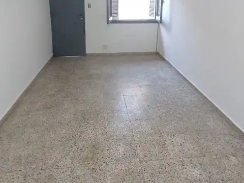 Departamento en Alquiler en General Bustos, $ 350.000