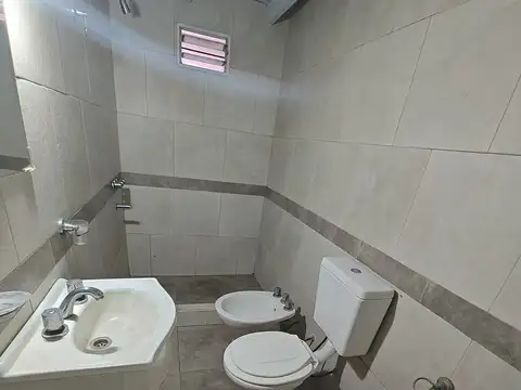 Departamento en Alquiler en Gregorio de Laferrere, $ 280.000