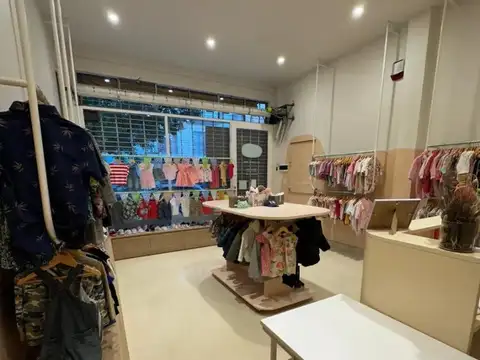 Alquiler de Local 42 m² Totales en Monte Castro