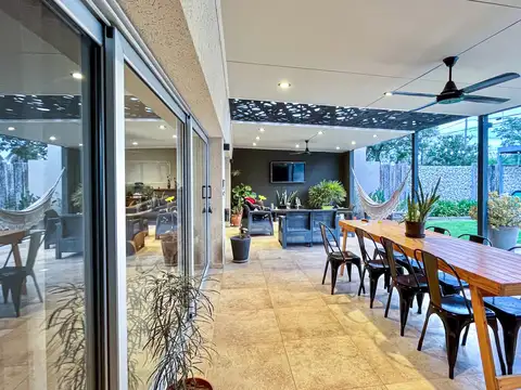 Casa en Venta en Cañada de Gomez, USD 160.000