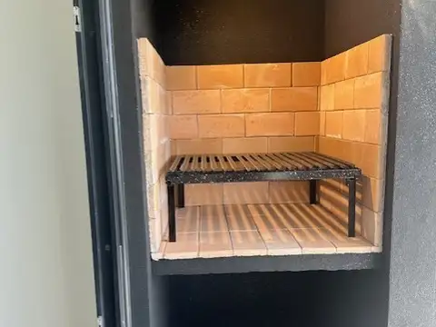 4 AMB AL FRENTE , EDIFICIO CON SALON USOS MULTIPLES , PISCINA , PARRILLAS