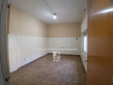 Depto Tipo Casa en Alquiler de 3 ambientes