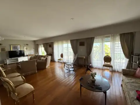 Departamento en Venta de 5 ambientes