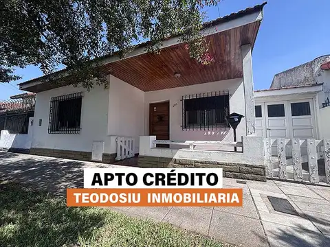 Casa 3 Ambientes con Fondo   Apto Crédito