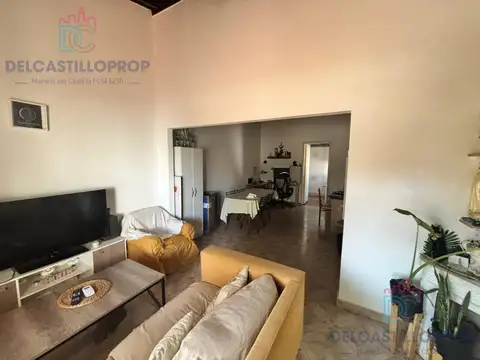 Casa 3 ambientes con 1 baño