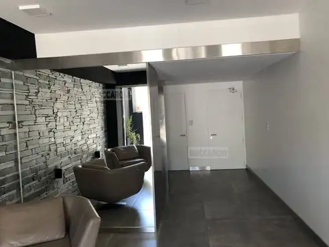 Departamento en Alquiler en Versalles, $ 1.050.000