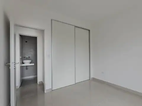 Venta Departamento A Estrenar 2 Ambientes Caseros Centro