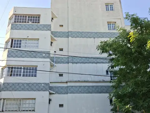 VENTA DE DEPARTAMENTO DE 1 AMBIENTE Y MEDIO EN RAMOS MEJIA