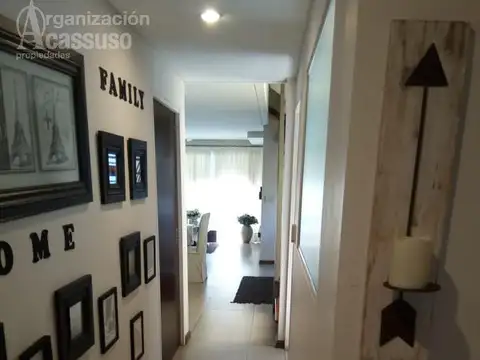 Casa Alquiler / Venta - Martínez Alto