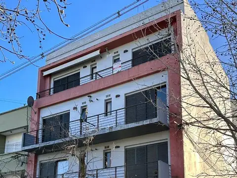 Local a 1 cuadra del centro