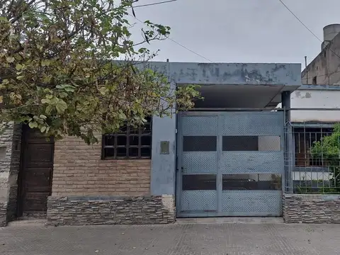 Venta de casa 2 dormitorios Pasaje Sargento Cabral