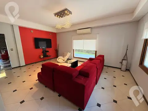 Casa en Venta de 5 dormitorios