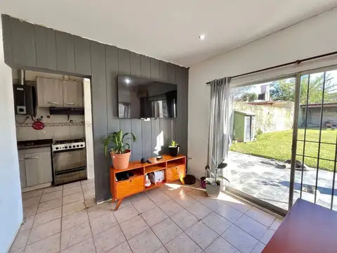 CASA 4 AMB VENTA  - PERMUTA  PARQUE ING. SOURDEAUX