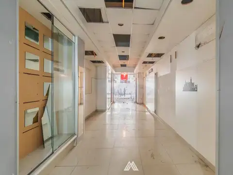 VENTA LOCAL COMERCIAL 18 DE JULIO Y GABOTO CORDON