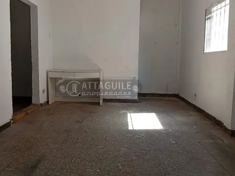 Local - Alquiler - Argentina, Merlo - LOS PLATANOS 300