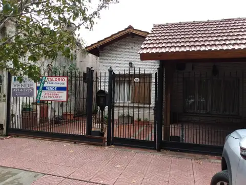 CASA 3 AMBIENTES+QUINCHO JOSE MARMOL
