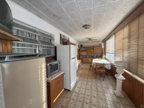 VENTA PH 5AMB CON DOS DEPOSITOS JOSE LEON SUAREZ
