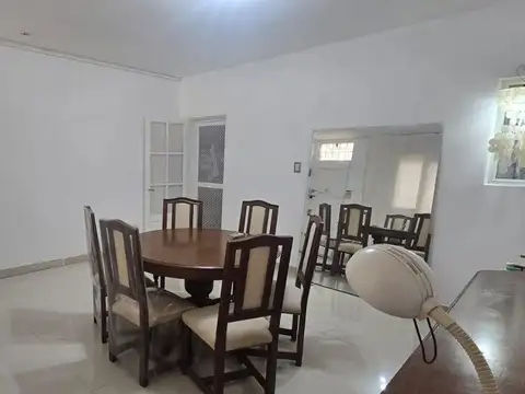 Depto Tipo Casa en Venta de 5 ambientes