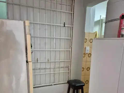 Alq. 3 ambientes planta baja en Villa Crespo.