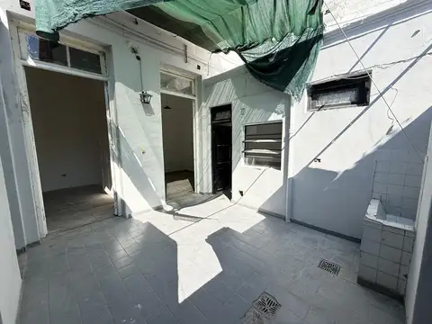 Depto Tipo Casa en Alquiler en Pichincha, $ 650.000