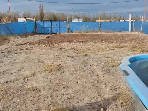 Terreno en Venta 27  mts Fondo