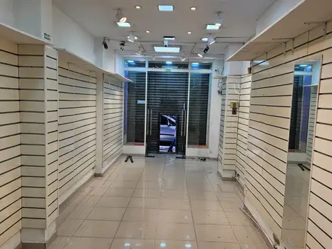 Local en Alquiler en Once, $ 3.500.000