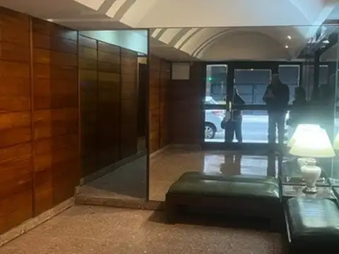 Comodo dos ambientes con cocina y baño reciclados