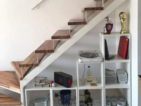 Casa 2 ambientes con 2 baños