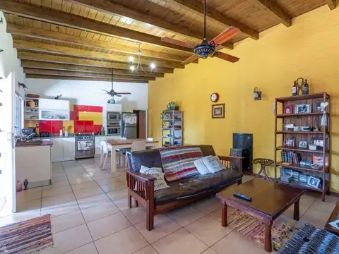 Pasaje Timbo 7900