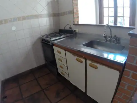 IDEAL INVERSION   DEPTO 2 AMBIENTES - 2 BALCONES AL FRENTE - SUPER LUMINOSO