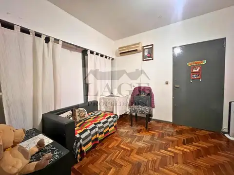 Av.diaz Velez 3960 , Piso PB