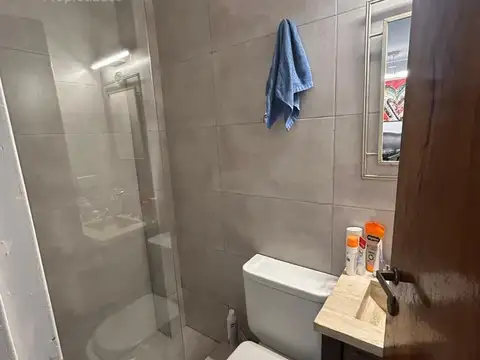Depto Tipo Casa 4 ambientes con 2 baños