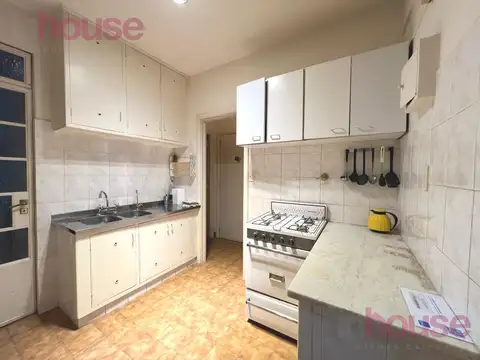 Departamento 4 ambientes con 2 baños