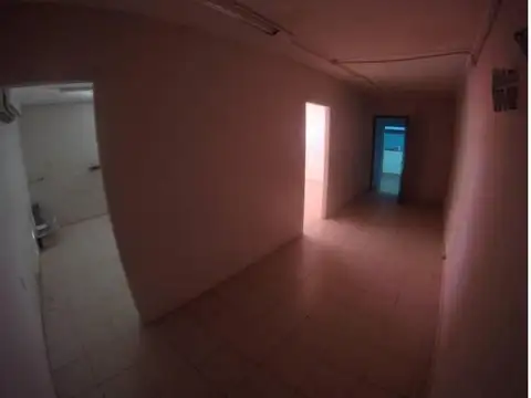 Alquilo propiedad céntrica, con oficinas en Rincón de los Sa