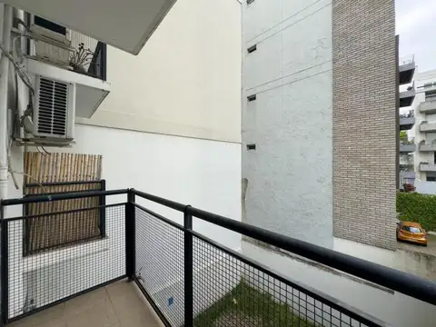 11 De Septiembre 2700, Piso 2